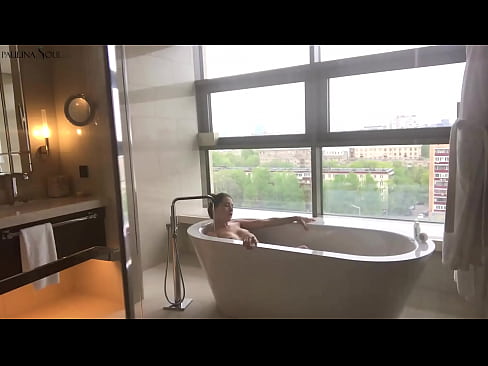 ❤️ Valtava babe runkkaa intohimoisesti pilluaan kylpyhuoneessa Laadukas porno at us fi.passionfeverspot.ru ❌❤
